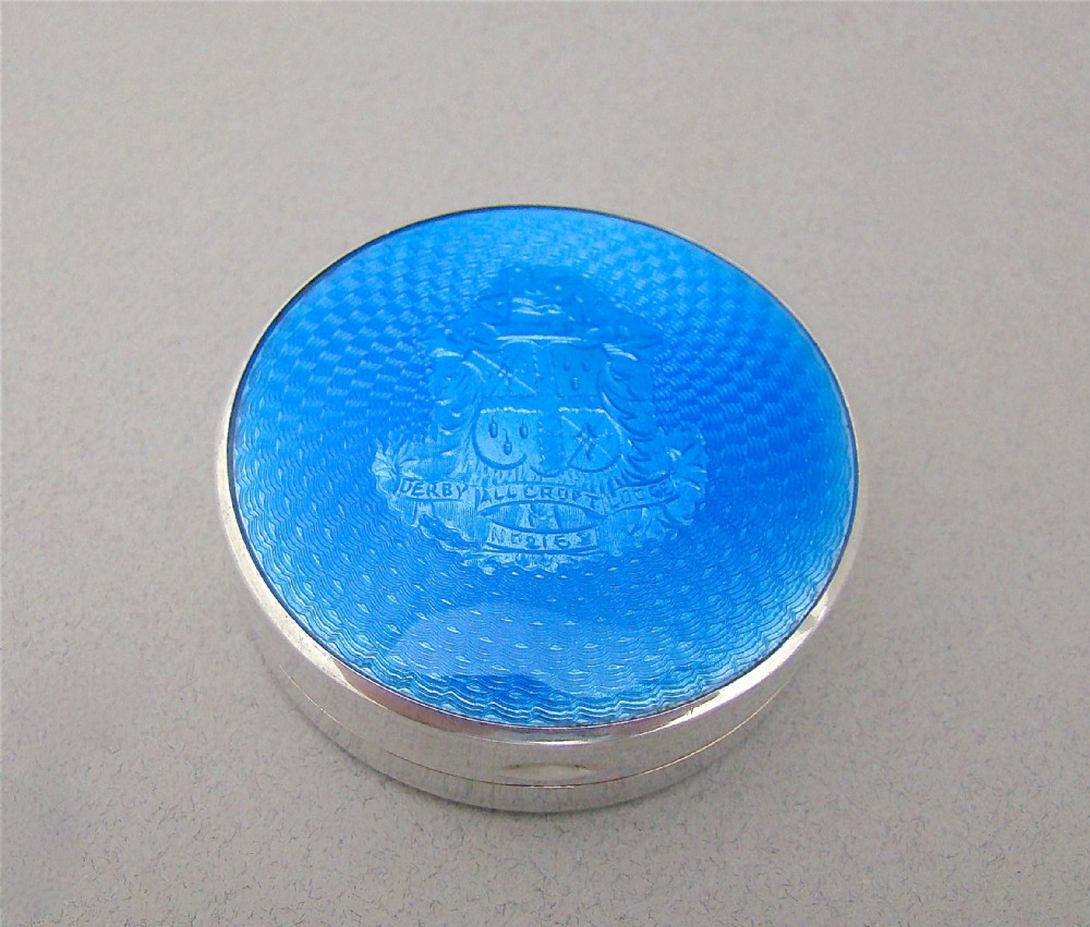 masonic guilloche enamel compact by the daniel manufacturing company birmingham 1928