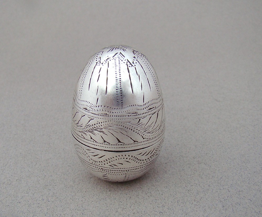 georgian silver egg nutmeg grater circa 1775