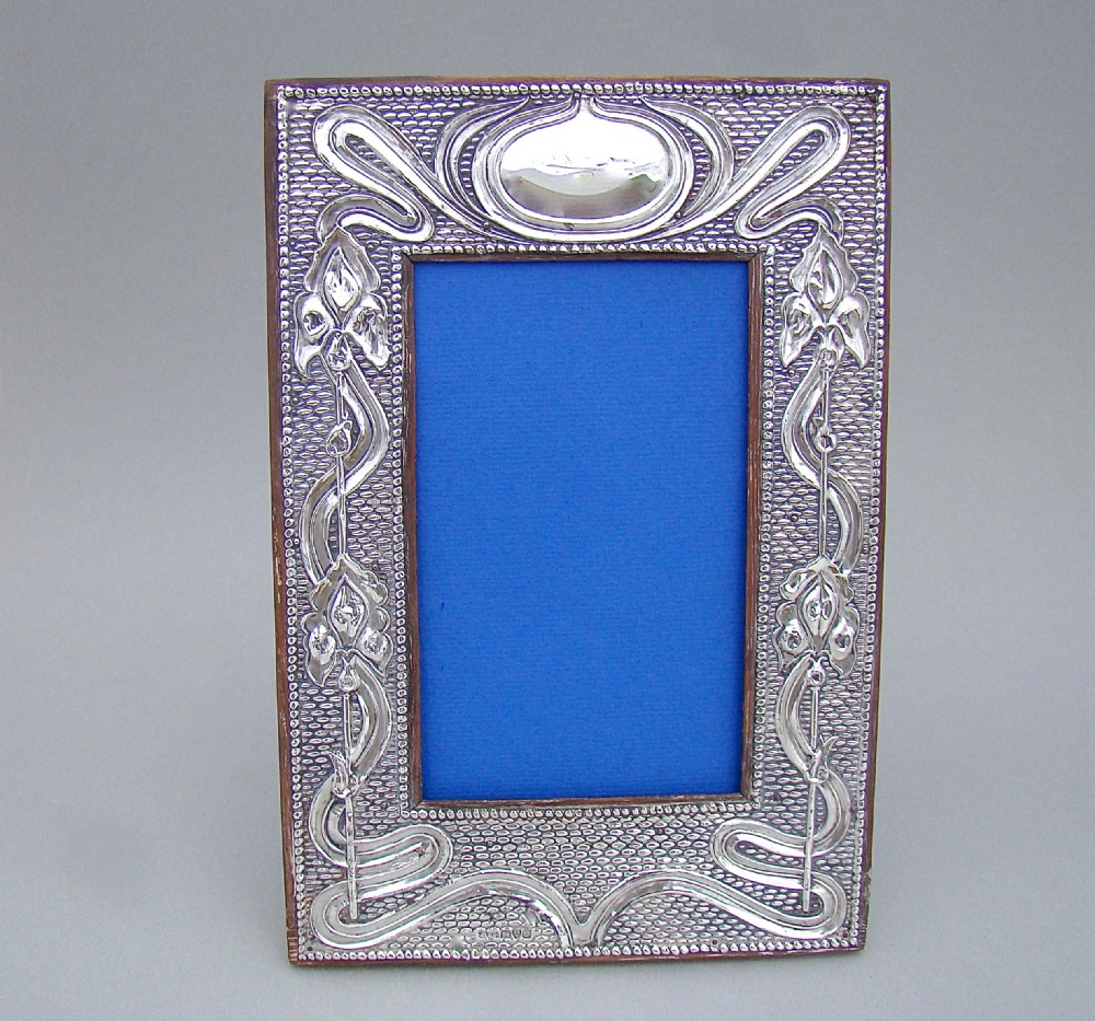 art nouveau silver photograph frame by jr griffin chester 1905