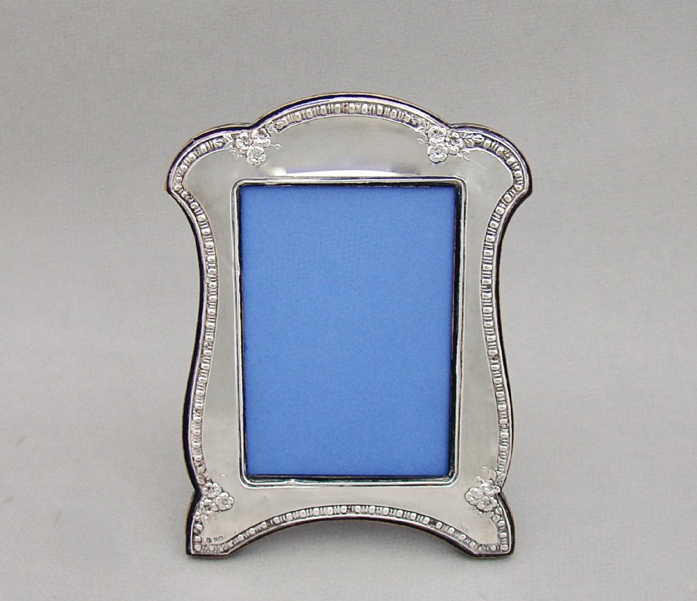 decorative george v solid silver photograph frame by deakin sons birmingham 1910