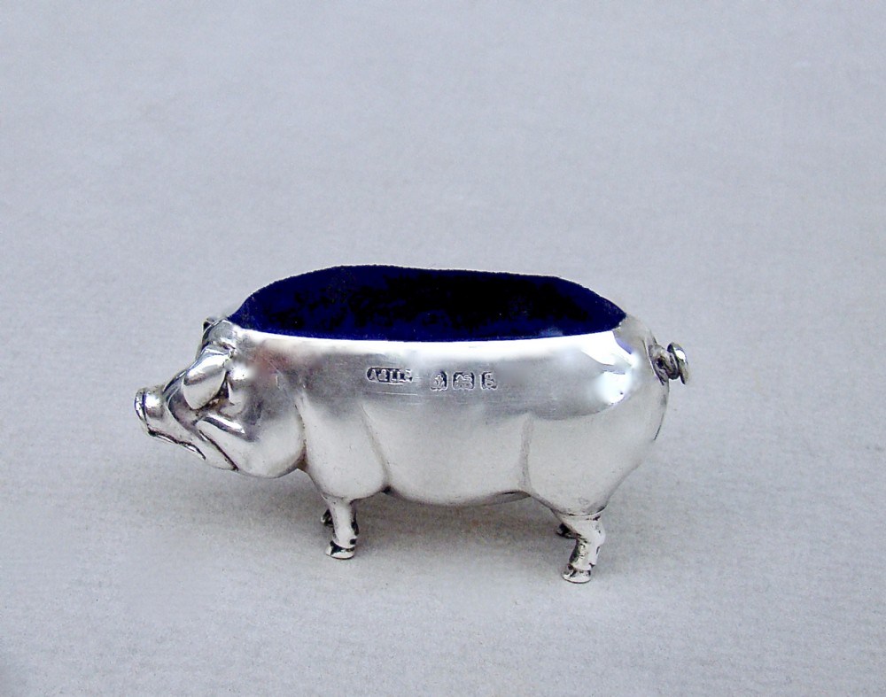 edwardian silver pig pin cushion by adie lovekin birmingham 1906