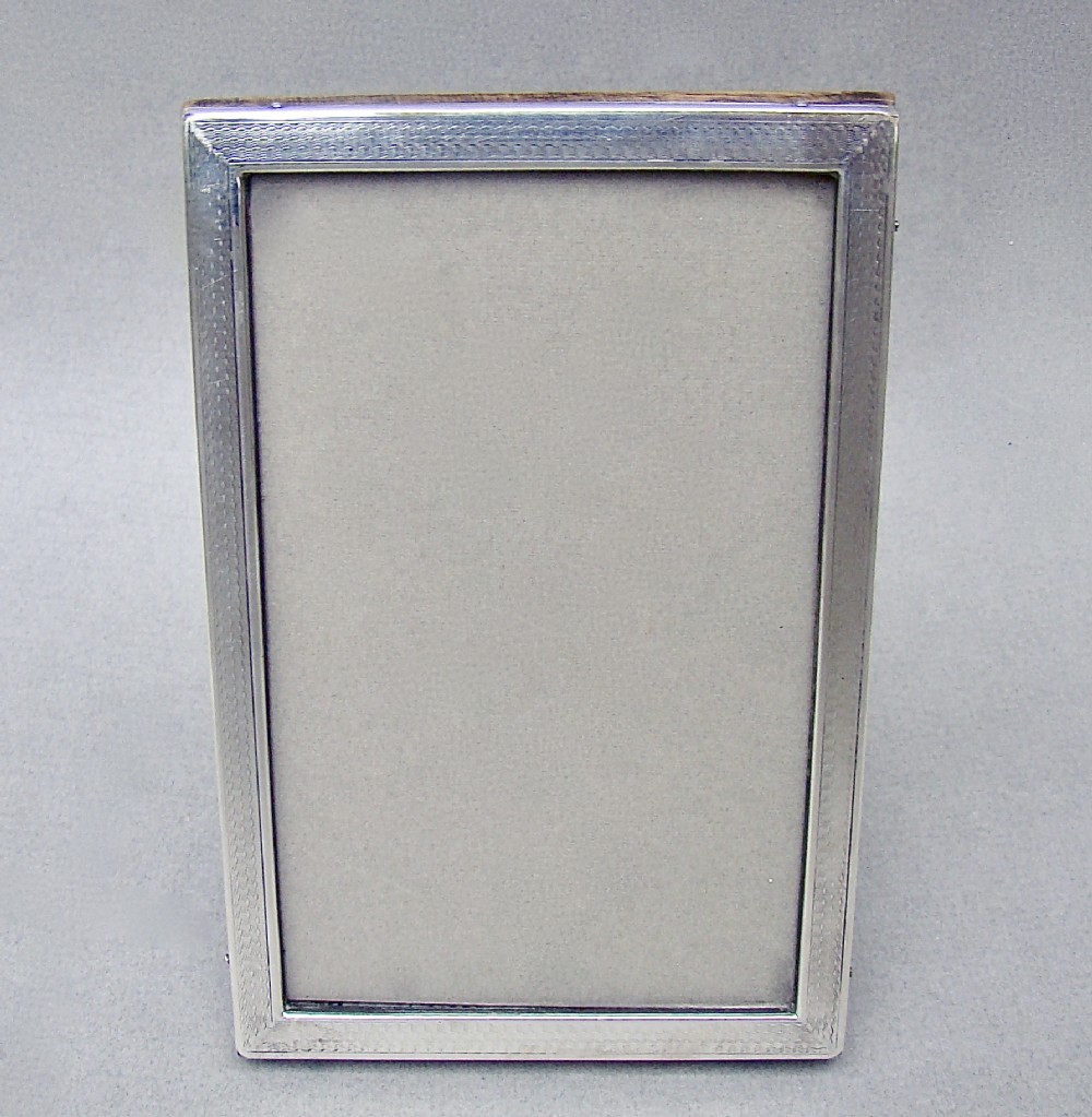elegant art deco silver photo frame by w g sothers ltd birmingham 1925